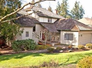 6365 SW Dolph Dr, Portland, OR 97219