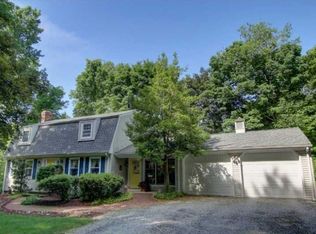392 W Wrentham Rd, Cumberland, RI 02864