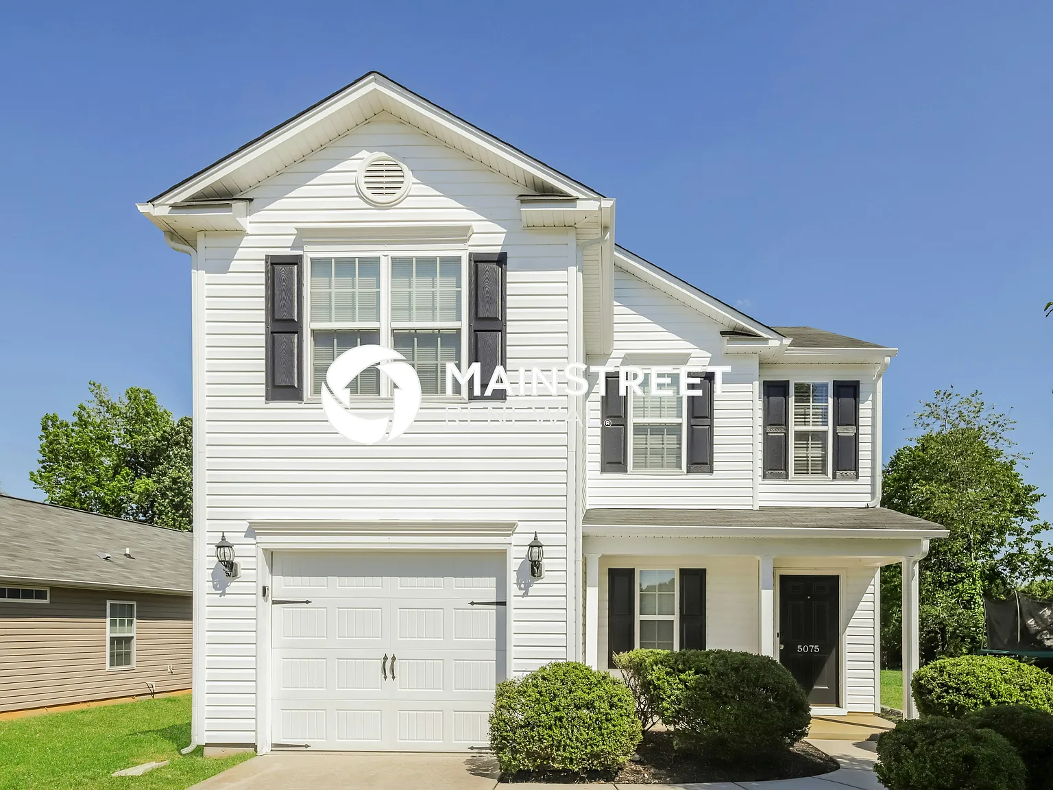 5075 Hogan Point Ct — Photo 1