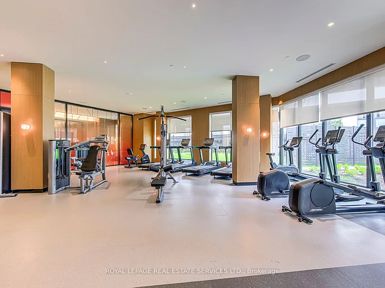 25 Cordova Ave #1809 — Photo 25