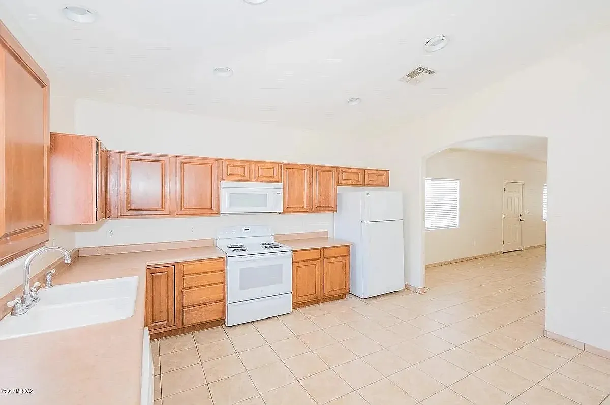 3 bed, 1463 sqft, $1,650 — Photo 4