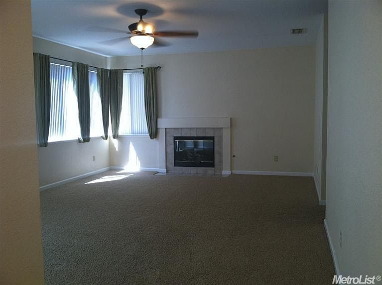 1st image of 1180 Sun Valley Dr