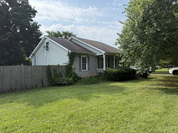 2010 Sugartree Dr, Murfreesboro, TN 37129