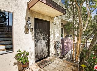 12121 Rochester Ave, Los Angeles, CA 90025