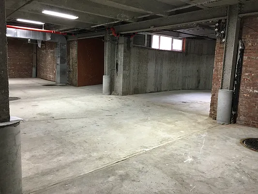 Rented by 18 REALTY | media 43