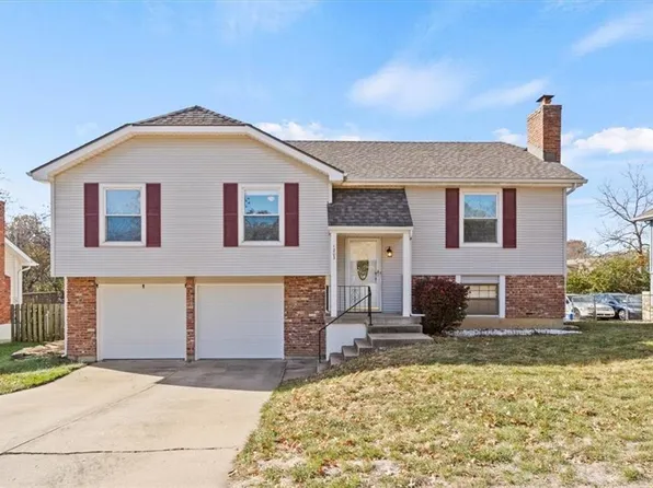 1203 N Cooper St, Olathe, KS 66061