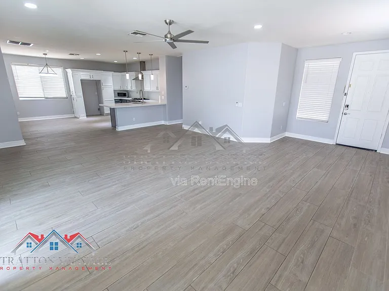 3068 E Ravenswood Dr — Photo 7