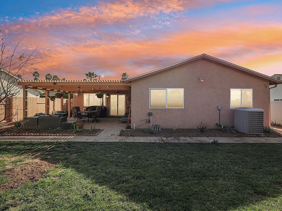 2nd image of 12626 Roberto Way