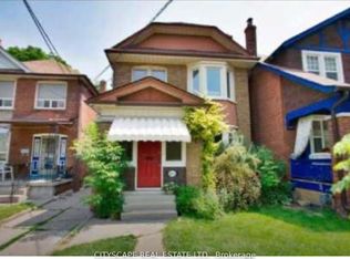 101 Dawes Rd #1, Toronto, ON M4C 5B2