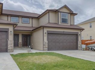 621 7th St, Evansville, WY 82636