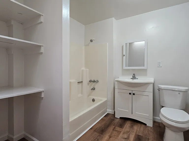 11415 Fairview St — Photo 19