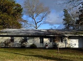 4 Parker Dr, Wareham, MA 02571