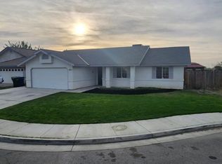 271 Peters Ct, Shafter, CA 93263