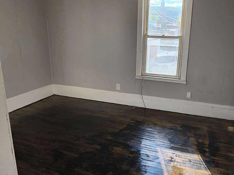 16 Myrtle Ave #F — Photo 3