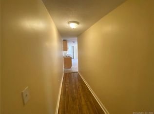 77 Hazel St APT 2R, New Haven, CT 06511
