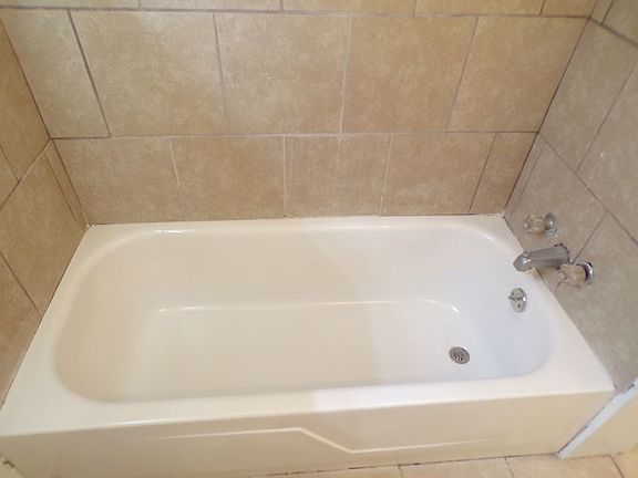 5th image of 1329 NE 15th St