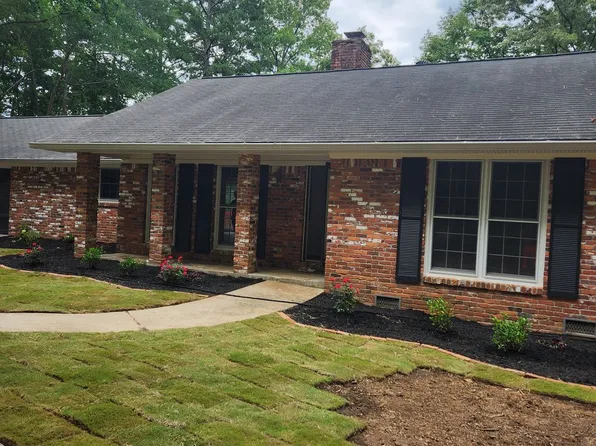 130 Sandy Dr, Stockbridge, GA 30281