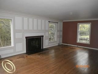 5th image of 29266 Wellington St