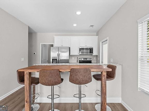 5th image of 123 Chalfont Cir