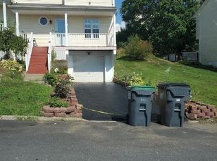 162 Darin Rd, Warwick, NY 10990