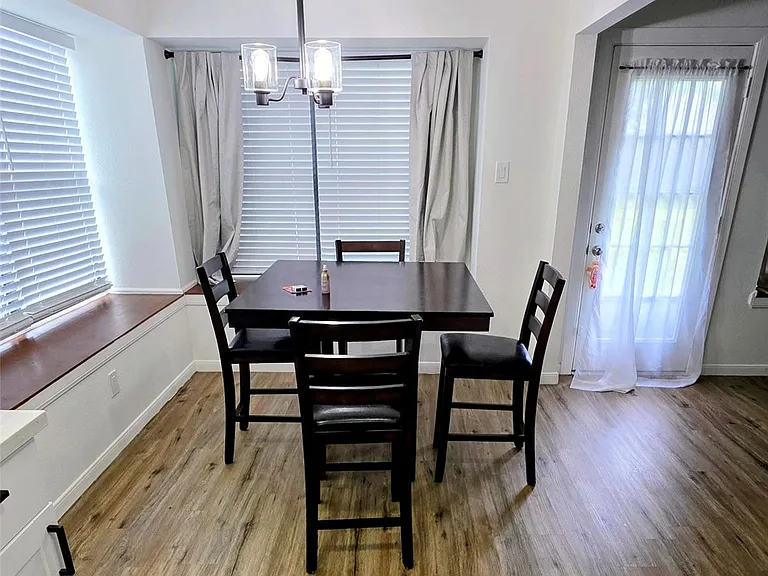 7518 Smiling Wood Ln — Photo 4