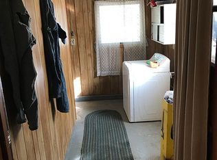 745 N 20th Ave, Canton, IL 61520