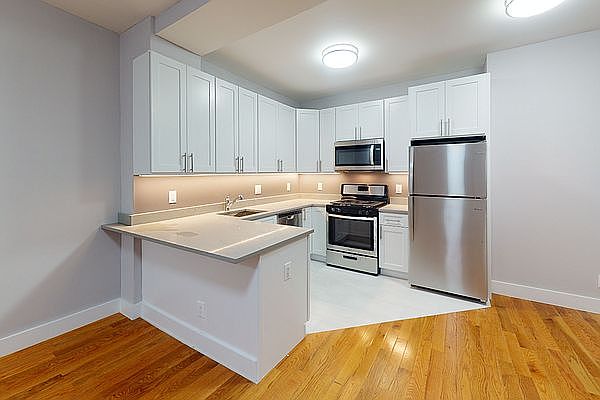 1st image of 87 Hamilton Pl #3GH