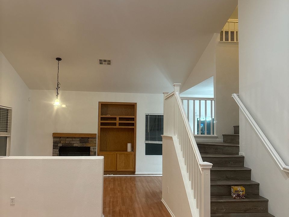 2nd image of 13529 Fullerton Ln