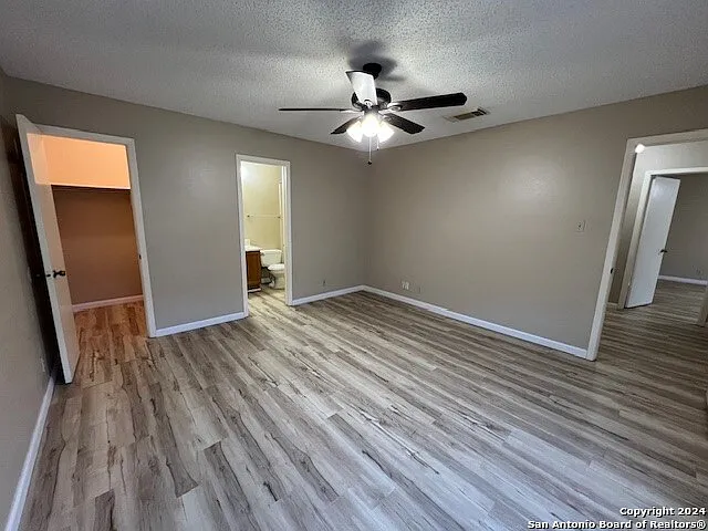 6627 Meadow Fawn Dr — Photo 12