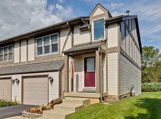 509 Hunters Way, Fox River Grove, IL 60021