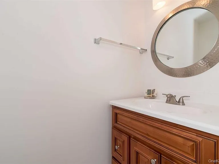 79 Leeward Ct — Photo 9