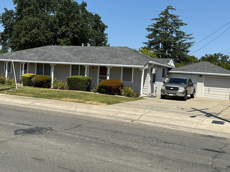 6401 14th Ave #B — Photo 2