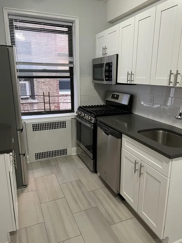 811 Cortelyou Rd Unit 3G  