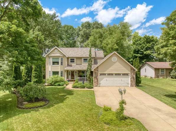 4848 Ginkgo Ln, Jackson, MI 49201