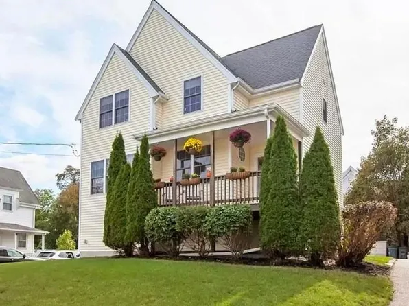 99 Edwards St, Quincy, MA 02169