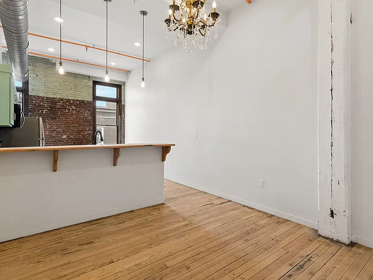 Brand new apartments in downtown Springfield! — Photo 76