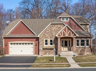 11319 Parkside Trl, Osseo, MN 55369