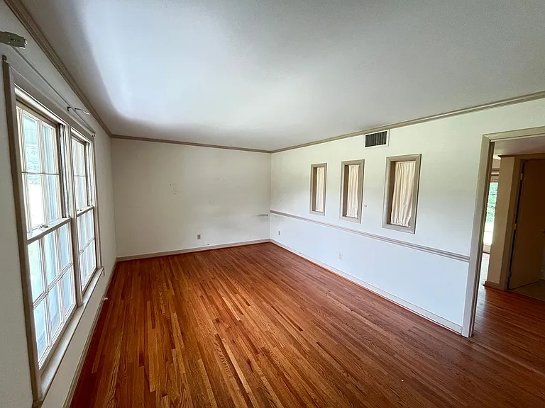 817 Mira Vista Dr SE — Photo 7