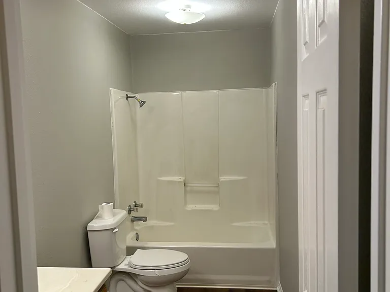 1215 Pine Hill Dr #1215 — Photo 3