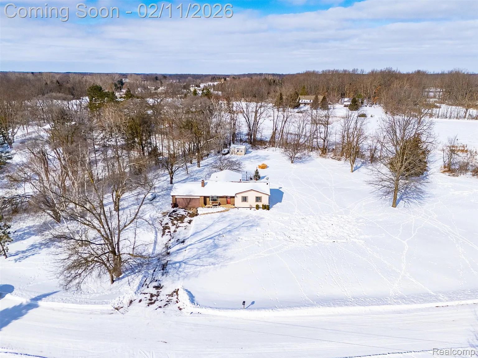 966 Nancy Ann Dr photo 1