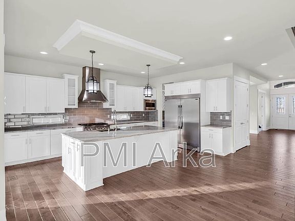 5th image of 6603 SE 7th Pl