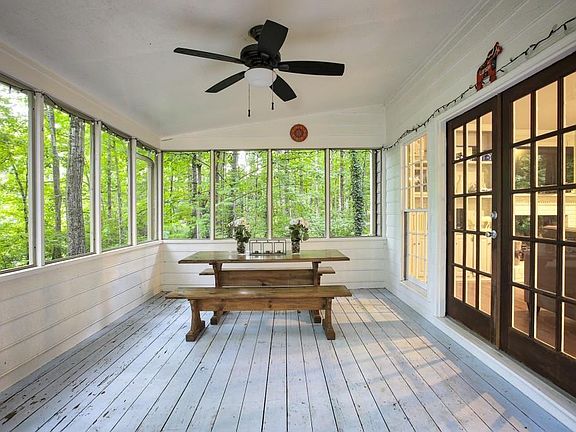 3rd image of 255 The Orchard Way