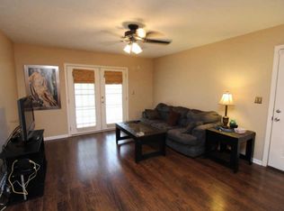 6300 Wisteria View Ln UNIT 102, Louisville, KY 40218