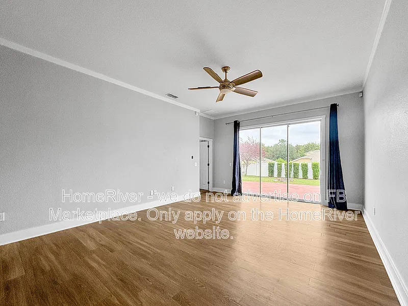 4 bed, 2.0 bath, 1604 sqft, $1,895 — Photo 2