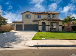 6877 Gertrudis Ct, Corona, CA 92880