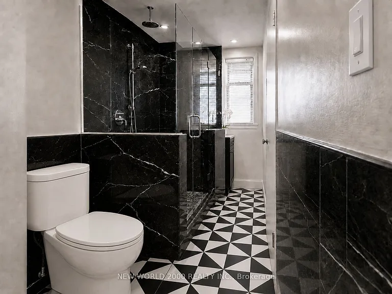 110 Saint Clair Ave W #902 — Photo 9