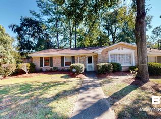 816 Overbey Dr, Mobile, AL 36608