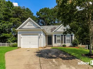 2620 Blue Bridge Ct, Charlotte, NC 28214