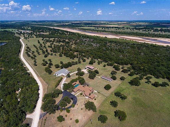 2nd image of 3618 County Road 435
