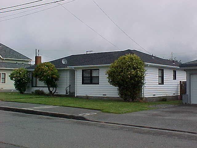 1st image of 841 J St